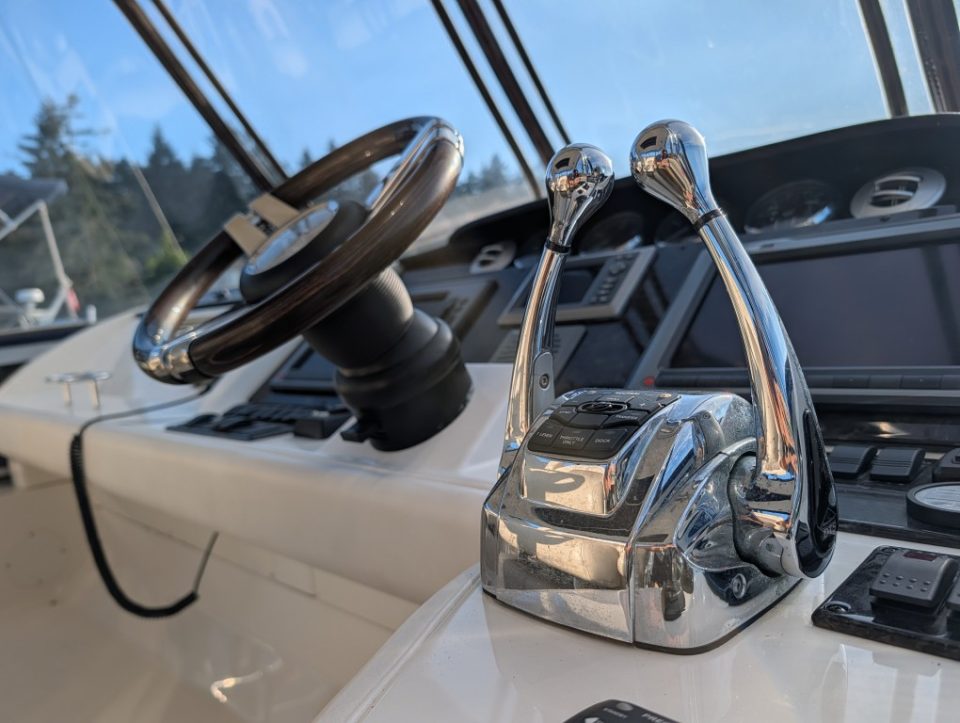 2012 Sea Ray 450 Sedan Bridge