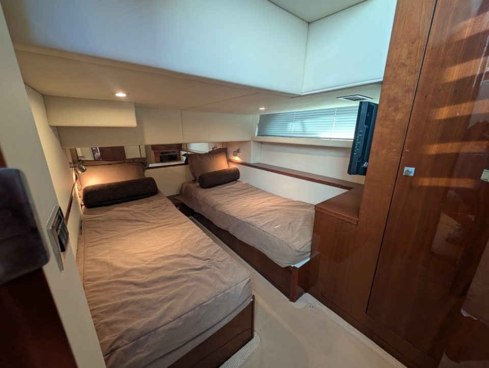 2012 Sea Ray 450 Sedan Bridge