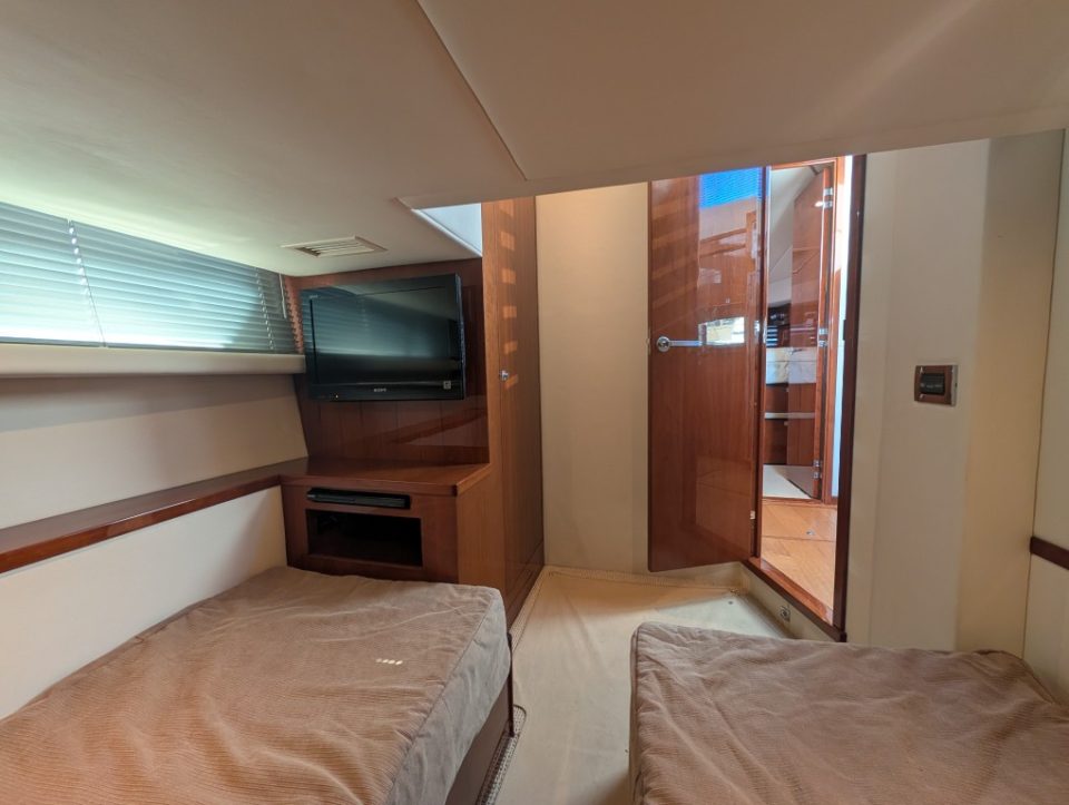 2012 Sea Ray 450 Sedan Bridge