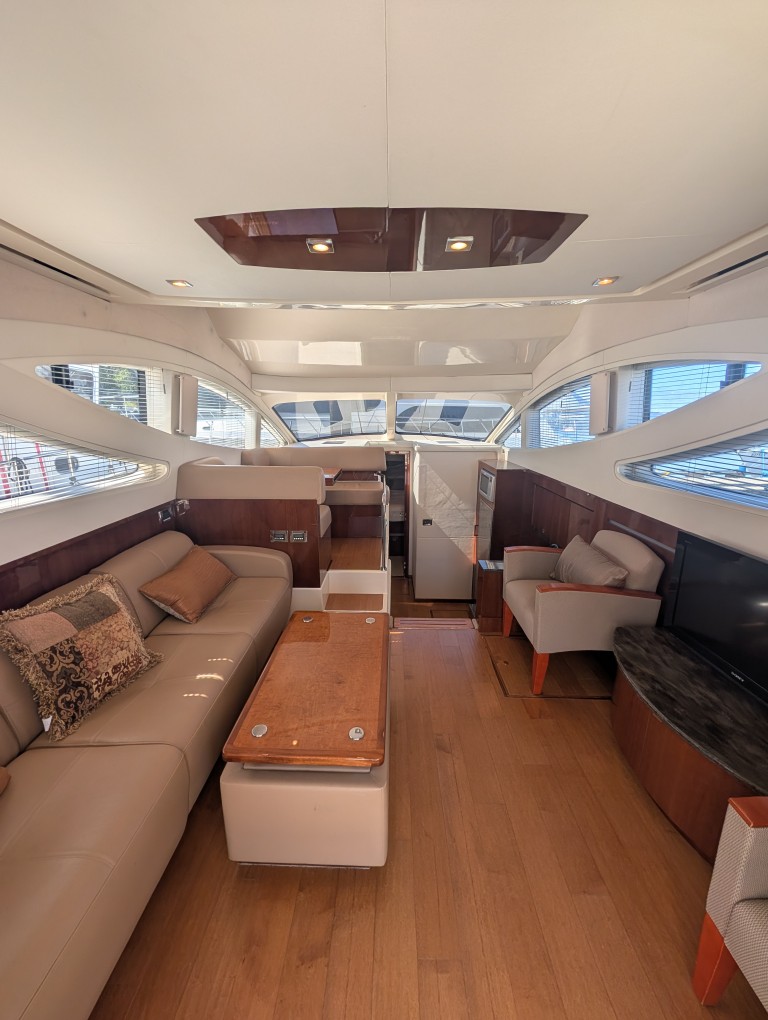 2012 Sea Ray 450 Sedan Bridge
