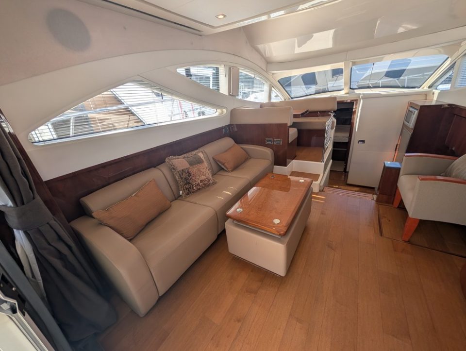 2012 Sea Ray 450 Sedan Bridge