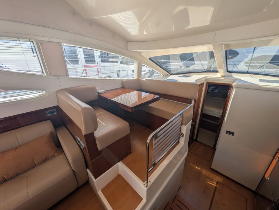 2012 Sea Ray 450 Sedan Bridge
