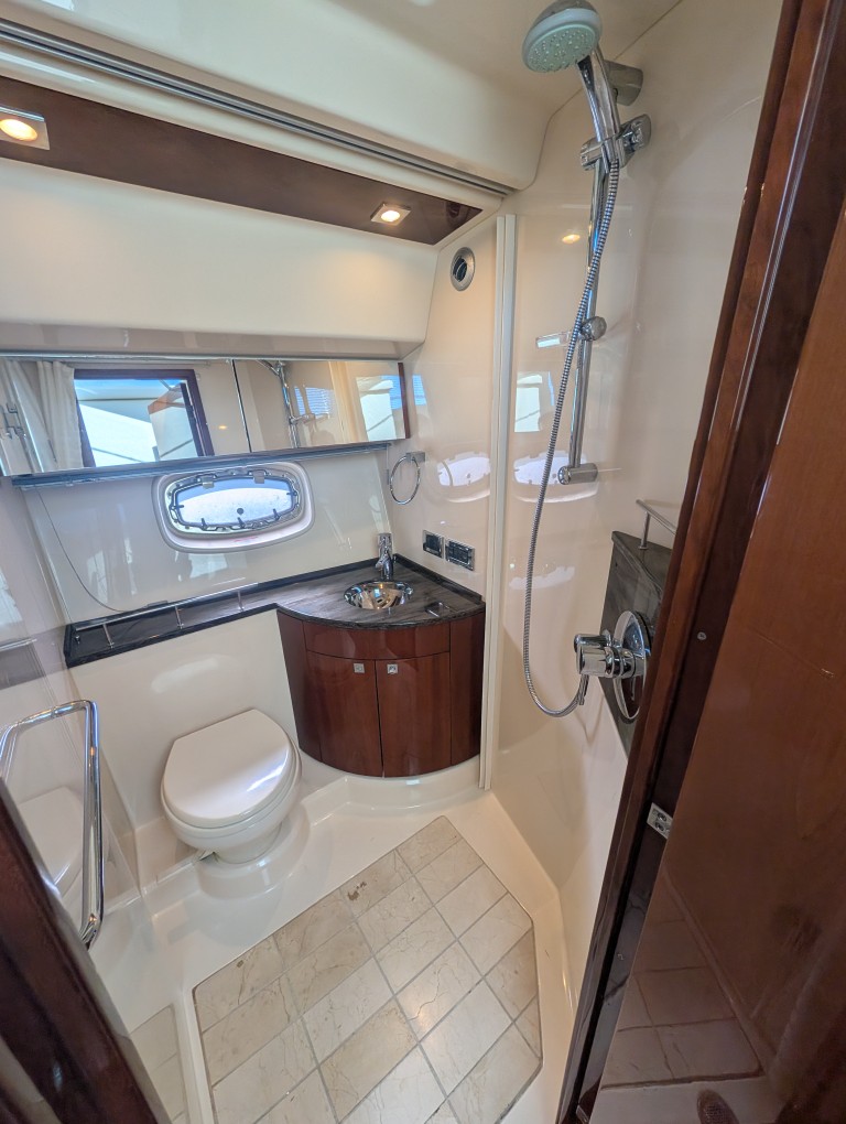2012 Sea Ray 450 Sedan Bridge