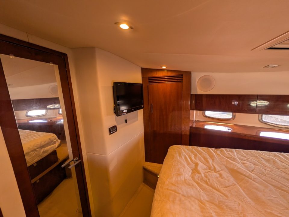 2012 Sea Ray 450 Sedan Bridge