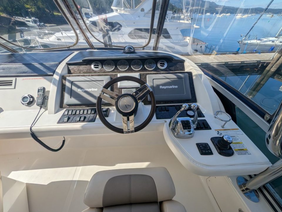 2012 Sea Ray 450 Sedan Bridge