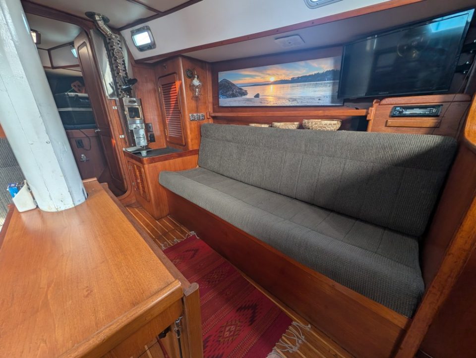 1981 Gulfstar 44