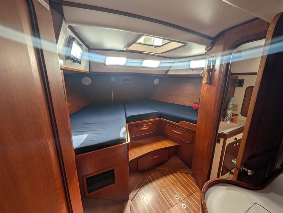 1981 Gulfstar 44