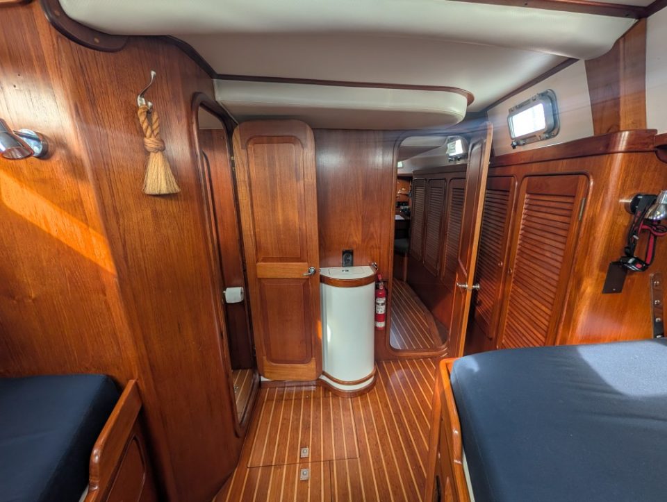 1981 Gulfstar 44