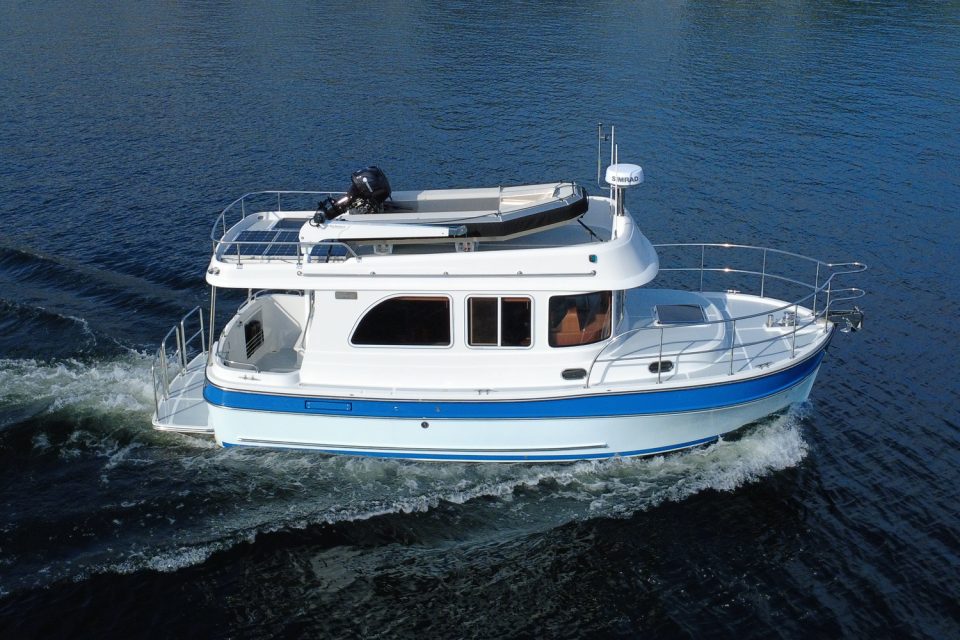 Helmsman Trawlers 31x
