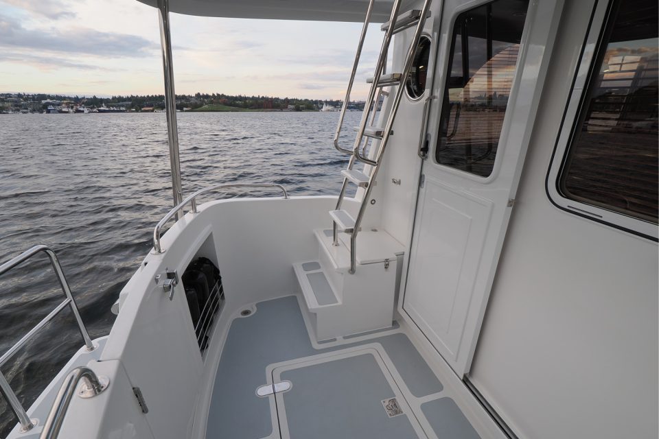 Helmsman Trawlers 31x