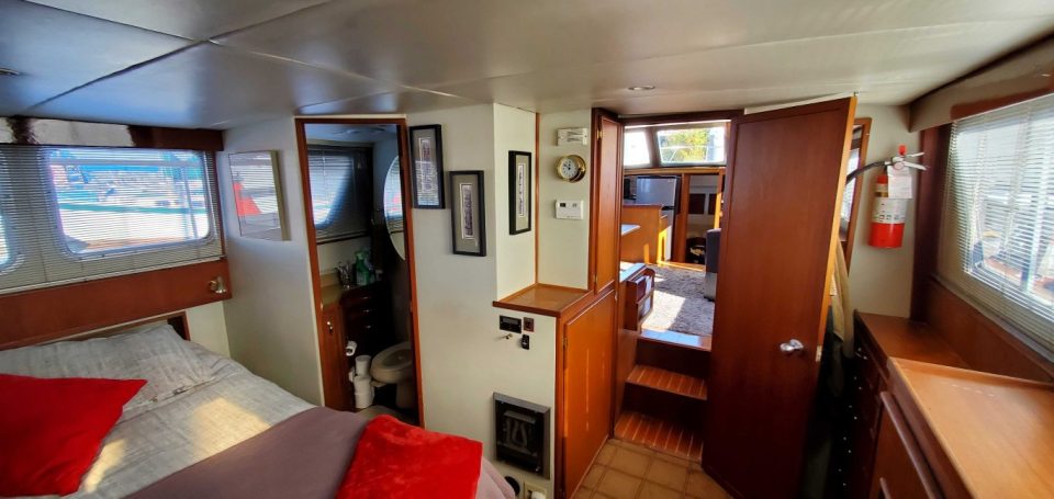 1973 Gulf Commander 48 Motoryacht - photo 12