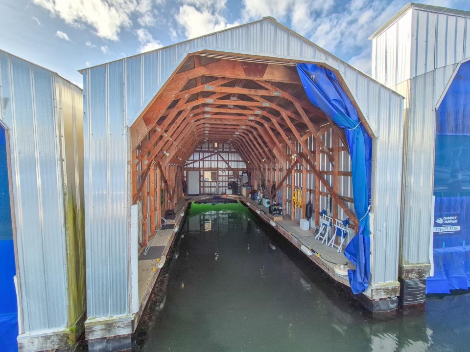1996 Custom North Saanich 45′ Boathouse - photo 1