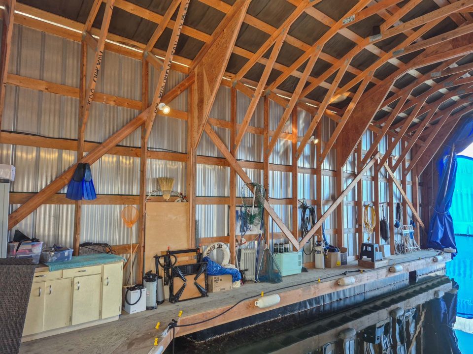 1996 Custom North Saanich 45′ Boathouse - photo 12