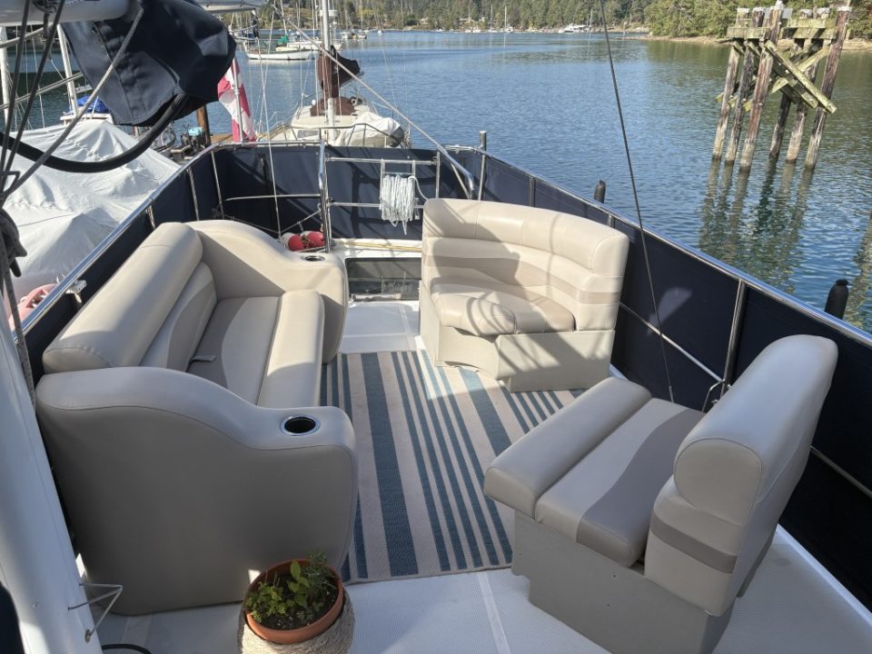 2001 Selene 47 Pilot House Trawler - photo 5