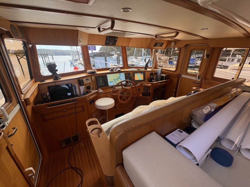 2001 Selene 47 Pilot House Trawler - photo 10