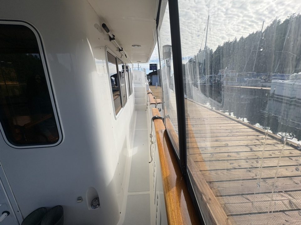 2001 Selene 47 Pilot House Trawler - photo 16