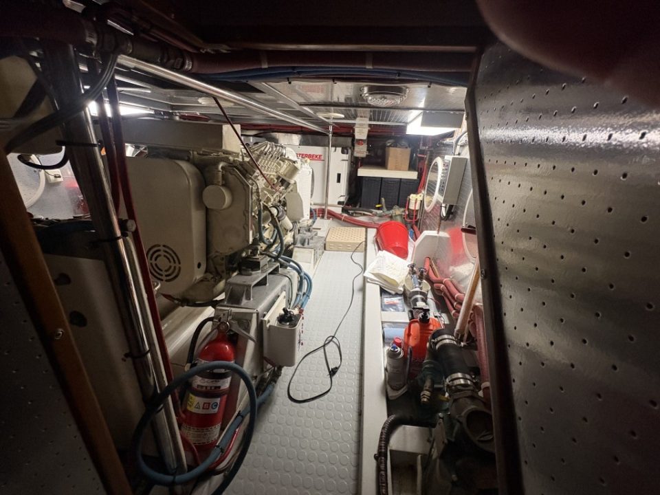 2001 Selene 47 Pilot House Trawler - photo 18