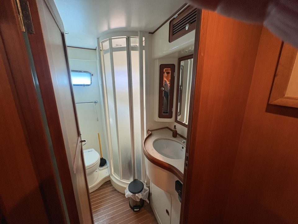 2001 Selene 47 Pilot House Trawler - photo 21