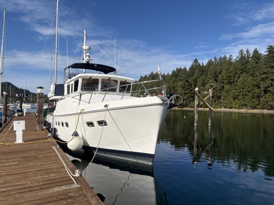 2001 Selene 47 Pilot House Trawler - photo 3