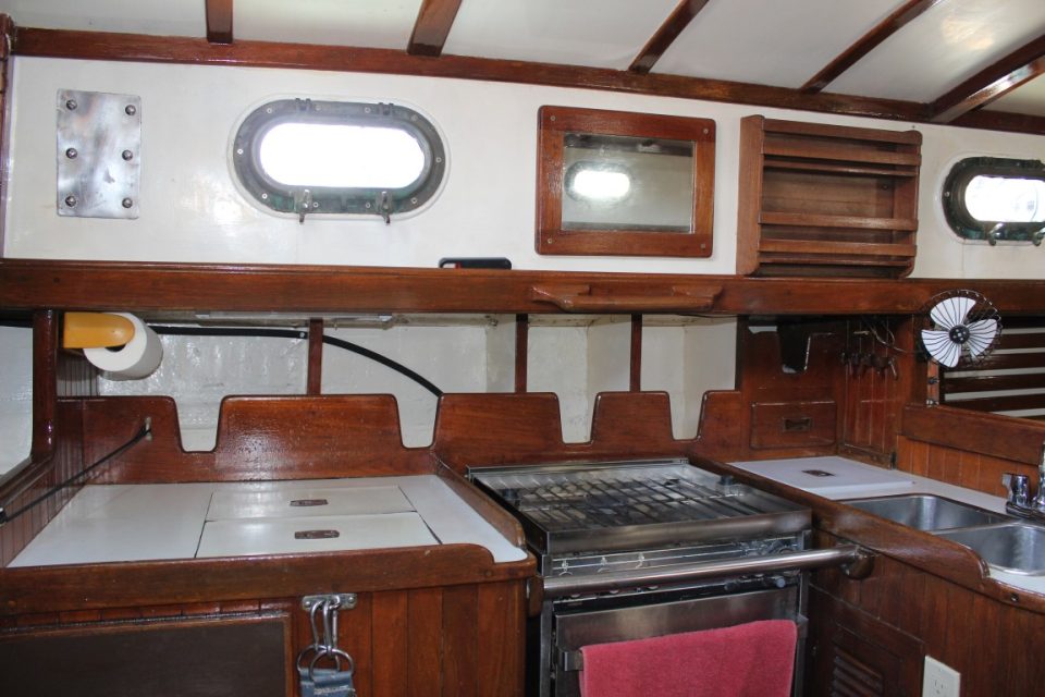 1976 CT Tayana 37 - photo 10