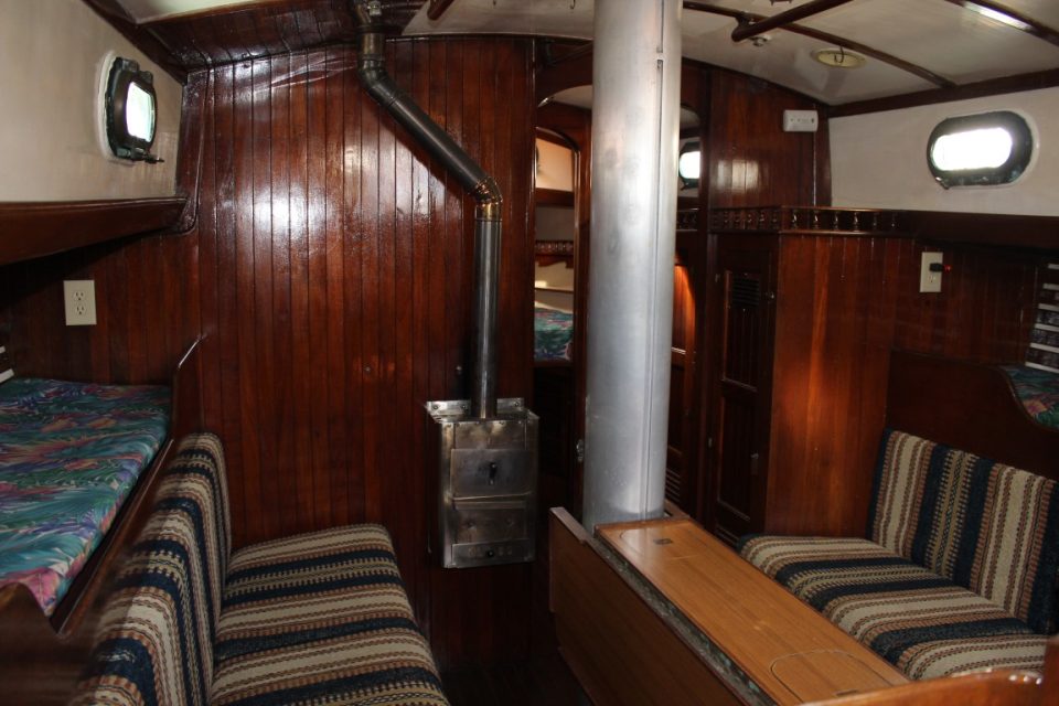 1976 CT Tayana 37 - photo 11