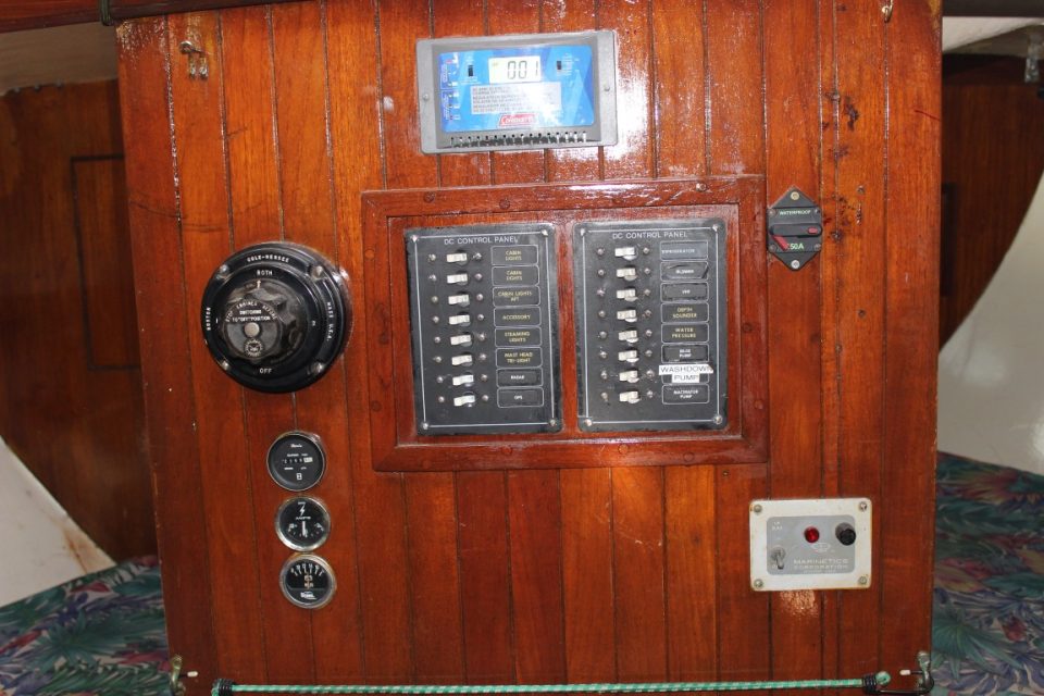 1976 CT Tayana 37 - photo 14