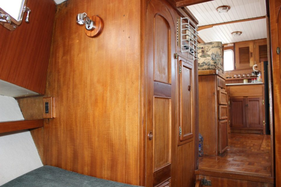 1980 Grand Mariner Tri Cabin 40 - photo 11