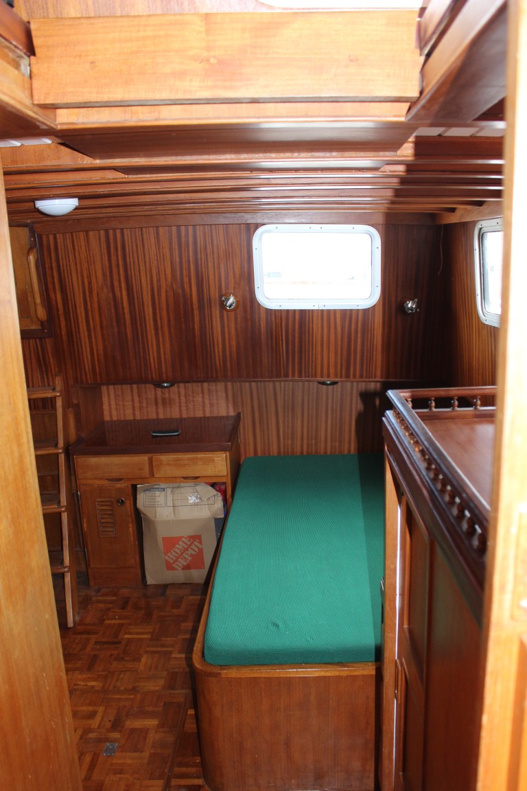 1980 Grand Mariner Tri Cabin 40 - photo 16